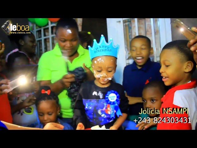 Yvette Kalombo oyo alobaki aza EX ya Le padre atumbi 50 soso na fête ya muana na ye