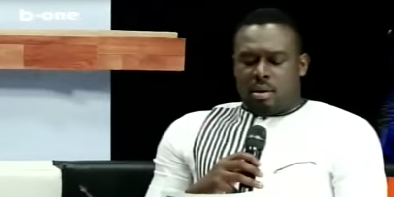 B-one Music de ce dimanche 13 mai 2018 : Papy Mboma reçoit… Découvrez l’invité Eyindaki Mabe B-one Music de ce dimanche 13 mai 2018 : Papy Mboma reçoit… Découvrez l’invité Eyindaki Mabe