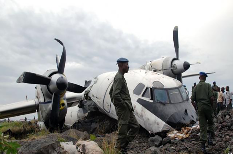 Crash de l’Antonov 72 en RDC: le ministre de la Défense sur place