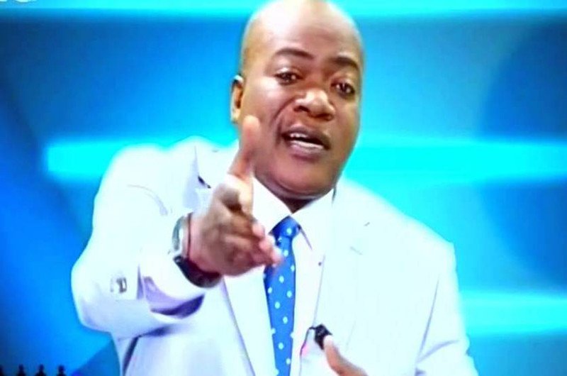 Le Kabiliste Claude Mashala à Félix Tshisekedi : « Il faut être sorcier pour donner 100.000$ à la Ceni et oublier de rapatrier la dépouille de son père »