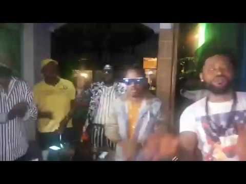 Werrason et son groupe Wenge Musica MM honorent Maman Sylvie Mampata