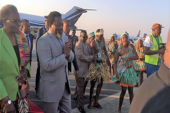 kabila_arrive_windhoek_sommet_sadc