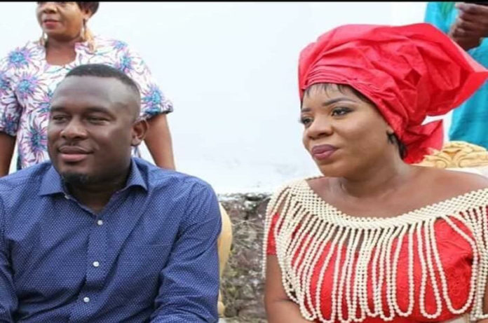 Papy-Mboma et sa femme