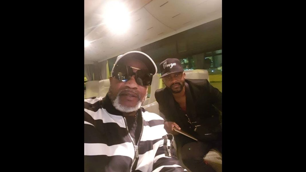 Analyse : Fally Ipupa et son père Koffi Olomide manifestant l’amour qui règne au sein… Analyse : Fally Ipupa et son père Koffi Olomide manifestant l’amour qui règne au sein…