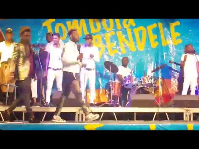 URGENT – Fabregas : après avoir demandé pardon à Fally Ipupa, son fils Adada lui demande aussi pardon en plein concert