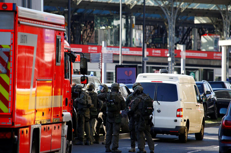 Allemagne : Des vidéos du lieu de la prise d’otage à Cologne publiées Allemagne : Des vidéos du lieu de la prise d’otage à Cologne publiées