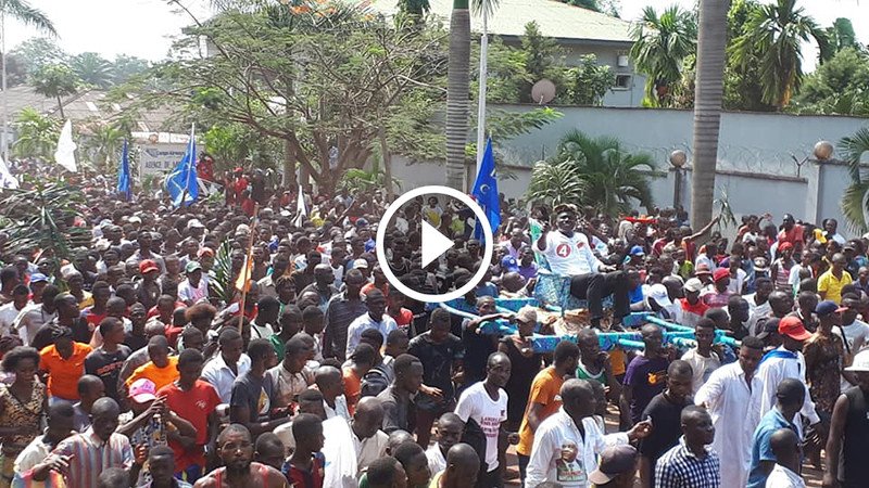 Suivez l’arrivée triomphale de Martin Fayulu à Mbandaka