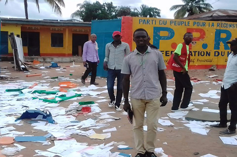 Tshikapa : Le siège du PPRD saccagé Tshikapa : Le siège du PPRD saccagé