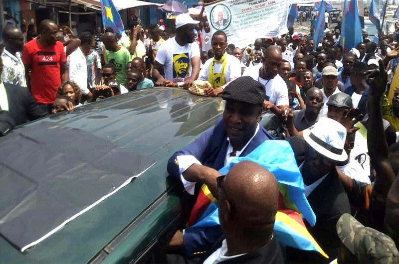 Diomi Ndongala vient de quitter la prison de Makala et se dirige vers Limete