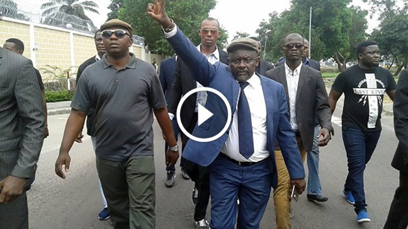 Kiosque 14 mars 2019 : Fatshi libère 700 prisonniers et suspend le Ministre Lumeya et Mokoko