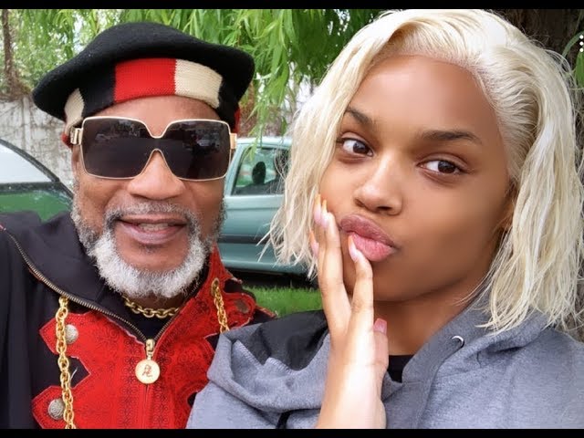 Télé Réalité de Koffi Olomide avec sa fille Didi Stone en France Télé Réalité de Koffi Olomide avec sa fille Didi Stone en France