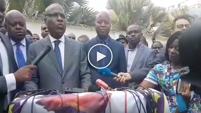 Eyindi : Conférence de presse de Martin Fayulu avec les députés invalidés de Lamuka Eyindi : Conférence de presse de Martin Fayulu avec les députés invalidés de Lamuka