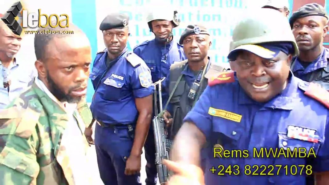 Fils Mukoko et les combattants de l’UDPS bitumba na la Police. Général Kasongo akoti… Fils Mukoko et les combattants de l’UDPS bitumba na la Police. Général Kasongo akoti…