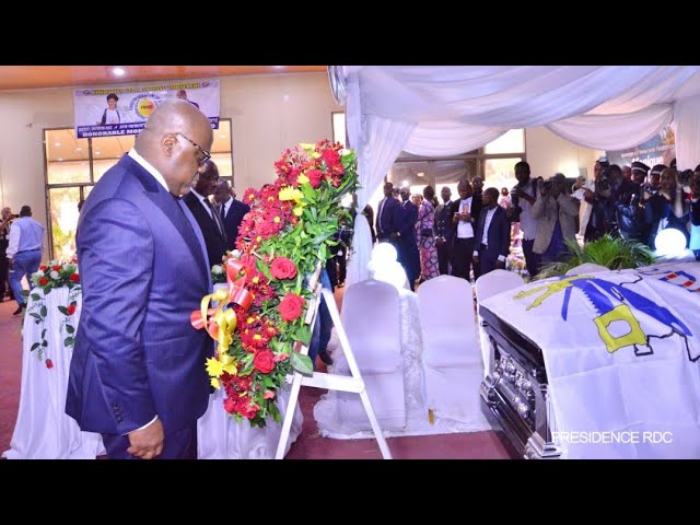 Arrivée du président Félix Tshisekedi na matanga ya Maman Monique Arrivée du président Félix Tshisekedi na matanga ya Maman Monique