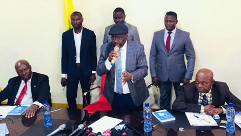 Franck Diongo à Kabila : « Il se comporte comme s’il était toujours en fonction. Il n’y a qu’un seul président, c’est Félix Tshisekedi » Franck Diongo à Kabila : « Il se comporte comme s’il était toujours en fonction. Il n’y a qu’un seul président, c’est Félix Tshisekedi »