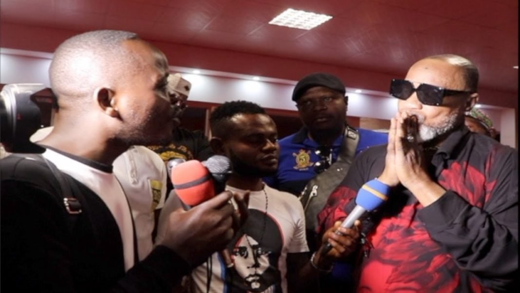 Koffi Olomide répond aux journalistes sur la polémique « La femme de quelqu’un »