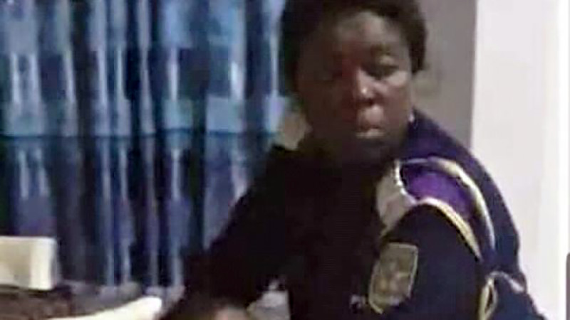 Affaire Mimi Muyita: Transfèrement à Makala des deux policiers impliqués Affaire Mimi Muyita: Transfèrement à Makala des deux policiers impliqués