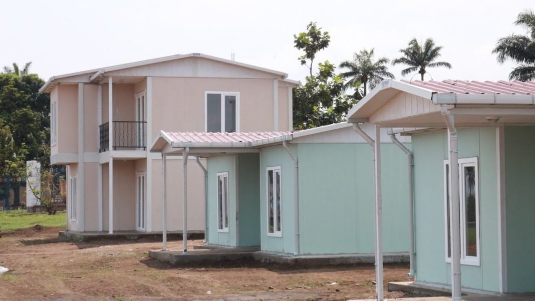 100 jours : Construction de 1000 maisons. Félix Tshisekedi sauve les militaires