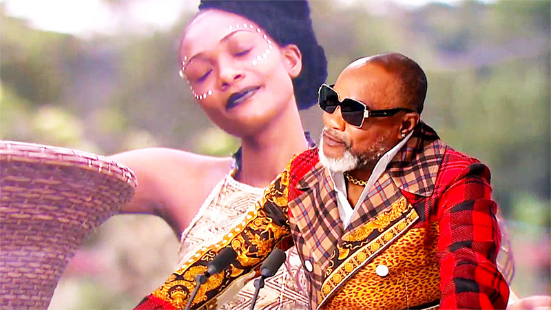 Koffi Olomide en live sur TV5MONDE (Acoustic) Koffi Olomide en live sur TV5MONDE (Acoustic)