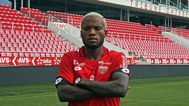 Glody Ngonda retrouve le terrain en Ligue 1 Glody Ngonda retrouve le terrain en Ligue 1
