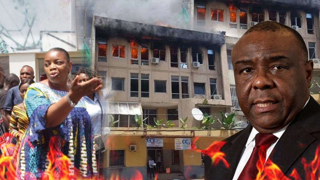 URGENT : Les chaines CCTV et Canal Kin de Bemba en feu URGENT : Les chaines CCTV et Canal Kin de Bemba en feu