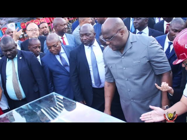 VIDEO. Félix Tshisekedi a posé la première pierre de construction du centre culture de Kinshasa qui sera érigé en face du Palais du peuple
