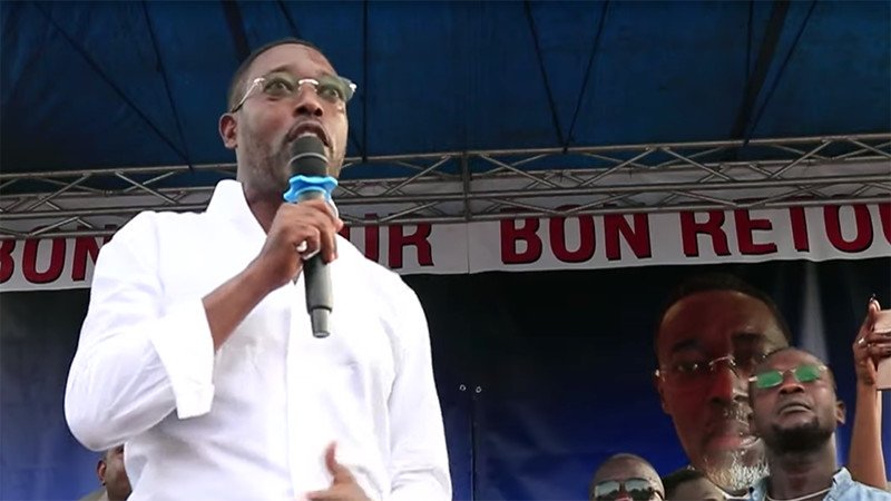 Francis Kalombo : « Le jour où Tshisekedi va s’émanciper du FCC, je parie que même sa popularité va grimper »