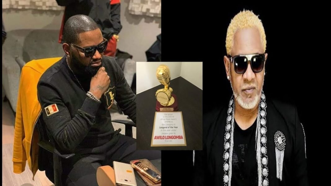 Moto Epeli entre Ferre Gola et Awilo Longomba pona trophée ya Afrima. Ba recadre bango somo