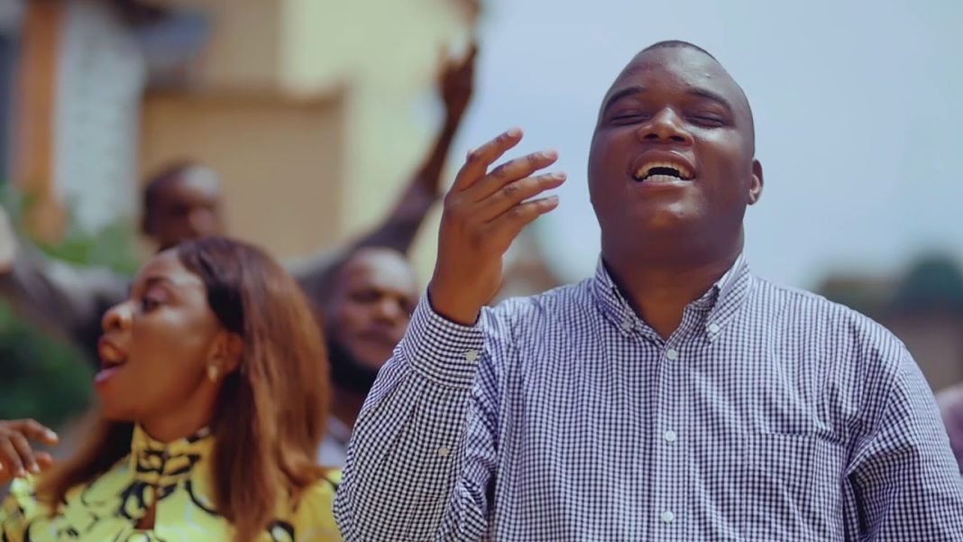 Henri Papa Mulaja – Tembe Esili (Clip Officiel)