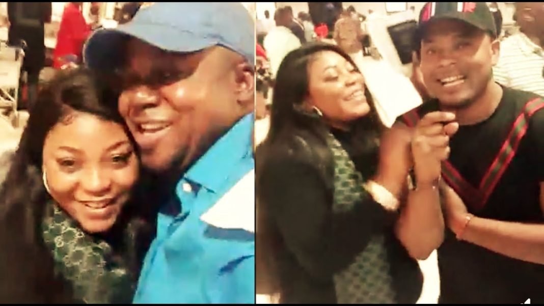 L’arrivée de l’actrice comédienne Mua Mulopo à Kinshasa après plusieurs années d’absence