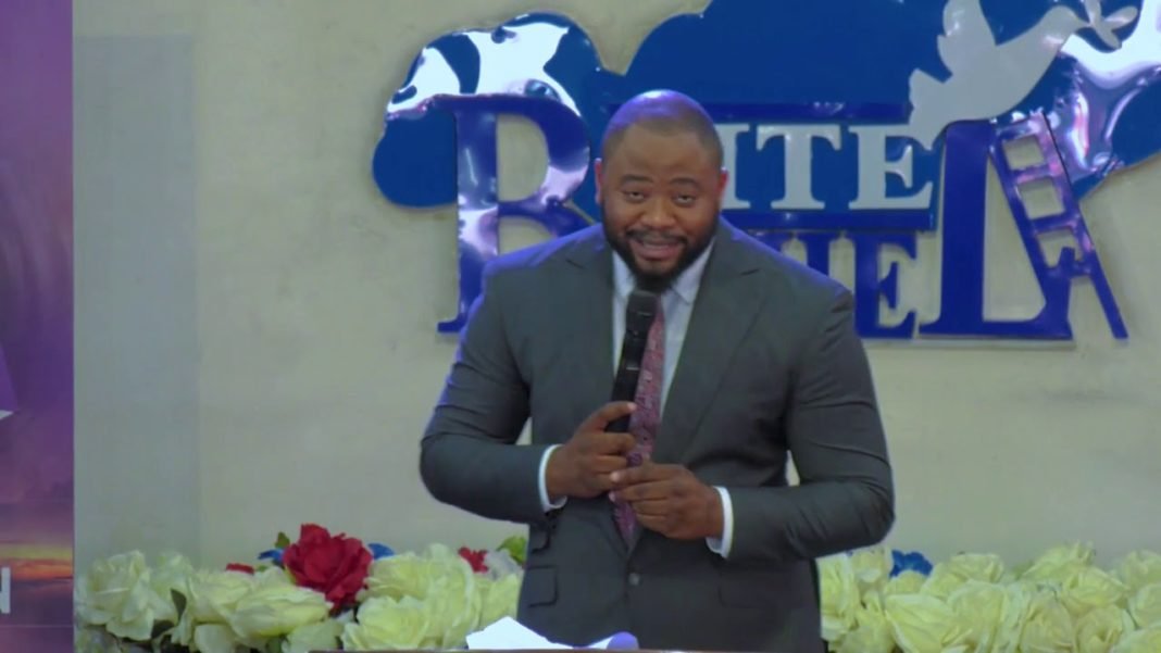 Pasteur Moise Mbiye à l’église Cité Bethel (Prédication de ce dimanche 23 février 2020)