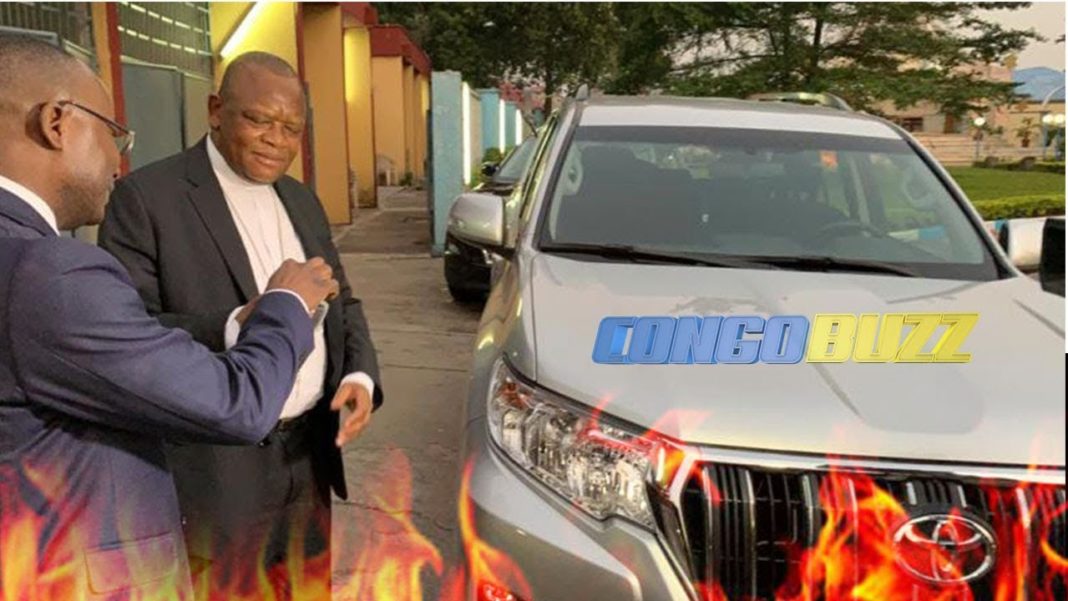 Ambongo et la Jeep empoisonnée ? Des réactions! Ambongo et la Jeep empoisonnée ? Des réactions!