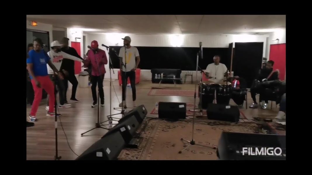 Première répétition de Fally Ipupa et ses musiciens à Paris (Concert à Bercy) Première répétition de Fally Ipupa et ses musiciens à Paris (Concert à Bercy)