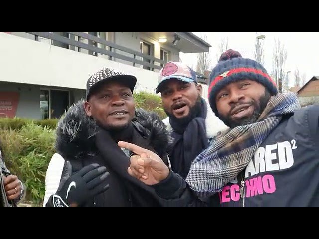 Télé Réalité : Ken Mpiana avec les musiciens de Fally Ipupa à Paris