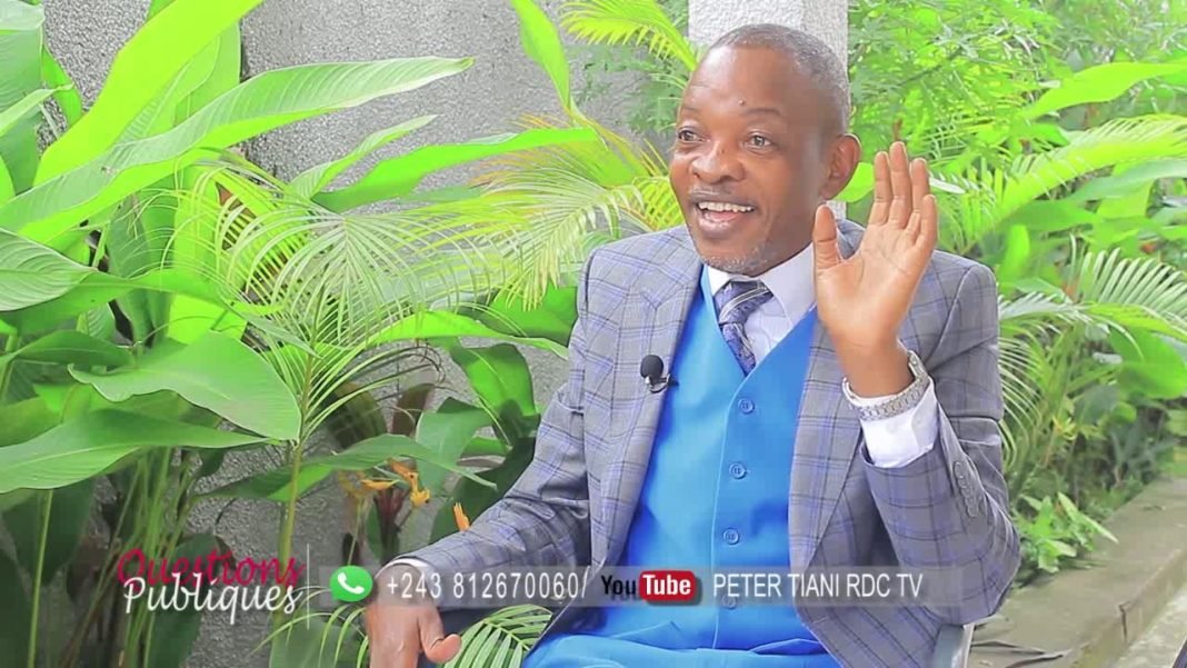 Questions Publiques : Peter TIANI vs Mike MUKEBAYI