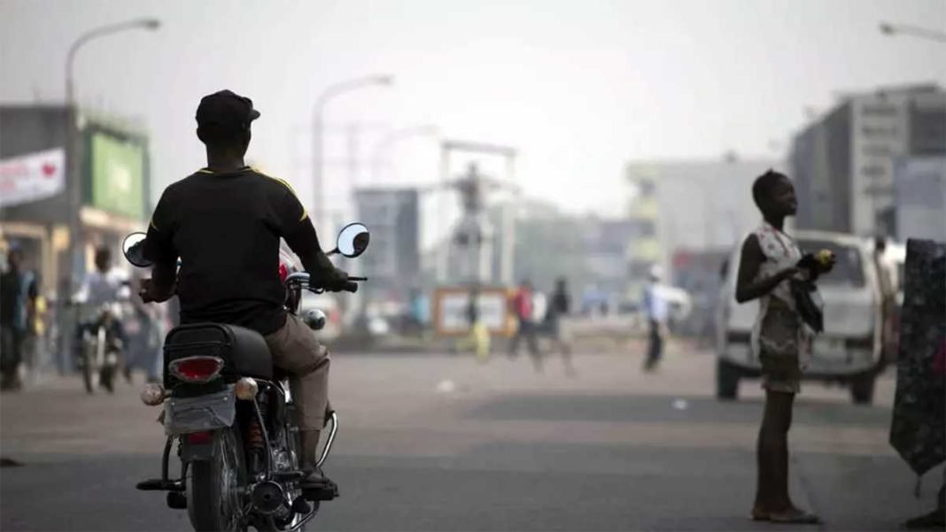 Kinshasa : Ngobila appelle les motocyclistes à s’enregistrer avant le lancement de l’opération de leur identification Kinshasa : Ngobila appelle les motocyclistes à s’enregistrer avant le lancement de l’opération de leur identification