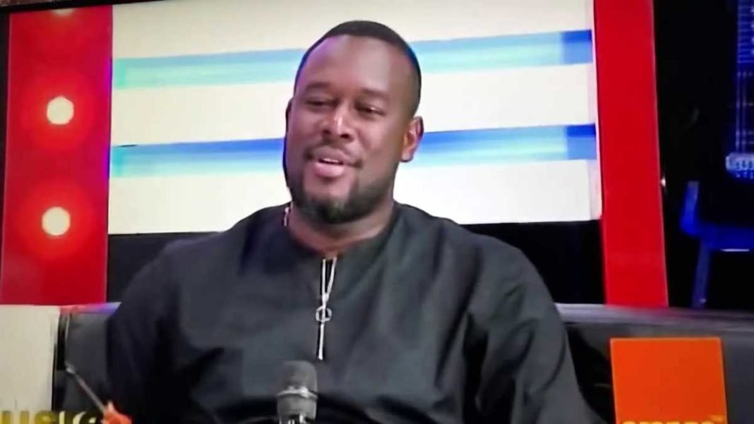 B-one Music : Gally Garvey face à Papy Mboma