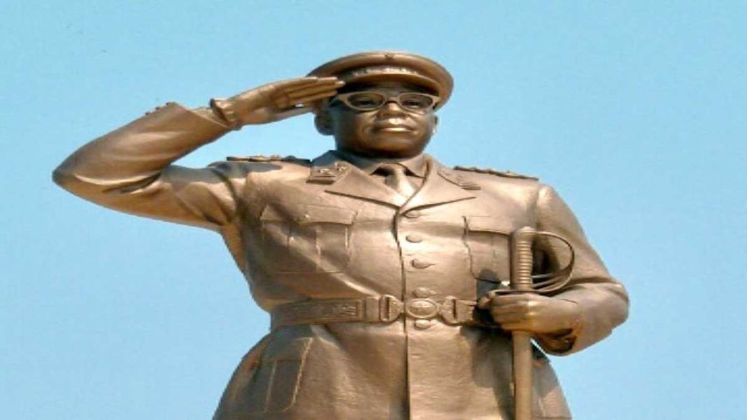 Félix Tshisekedi décide d’élever Joseph Kasa-Vubu au rang de « héros national » Félix Tshisekedi décide d’élever Joseph Kasa-Vubu au rang de « héros national »