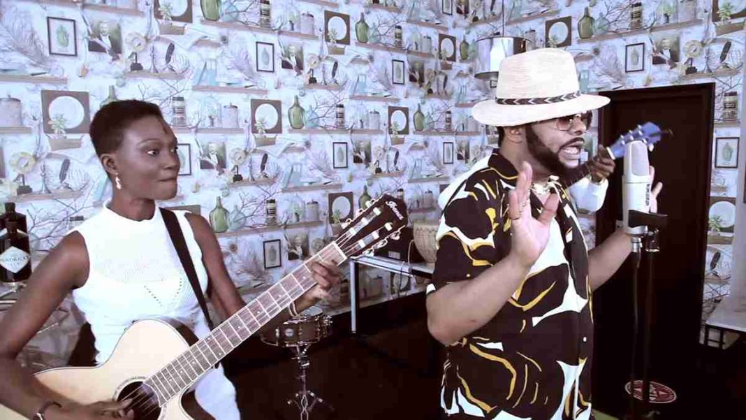 JDT Mulopwe – Acoustique Royale (Vidéo) JDT Mulopwe – Acoustique Royale (Vidéo)