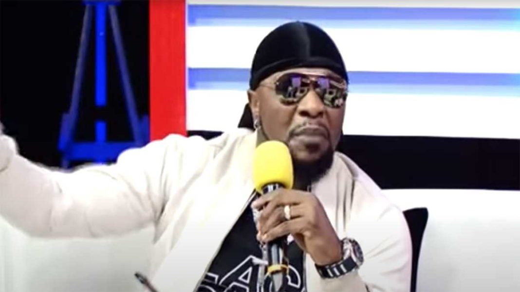 B-one Music : Papy Kakol de Werrason face à Papy Mboma B-one Music : Papy Kakol de Werrason face à Papy Mboma