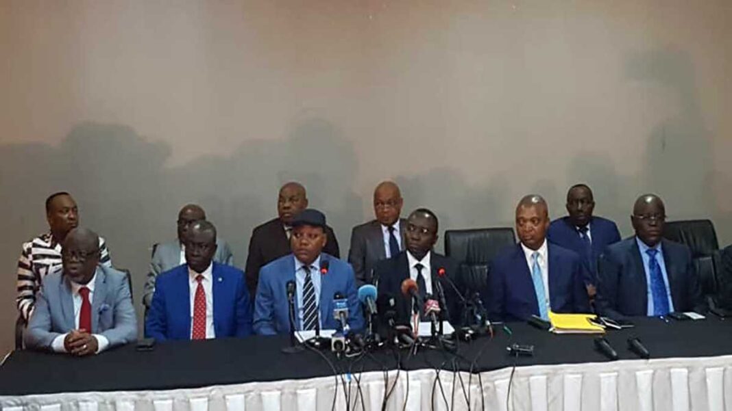 Coalition FCC-CACH : reprise des pourparlers pour aplanir les divergences Coalition FCC-CACH : reprise des pourparlers pour aplanir les divergences