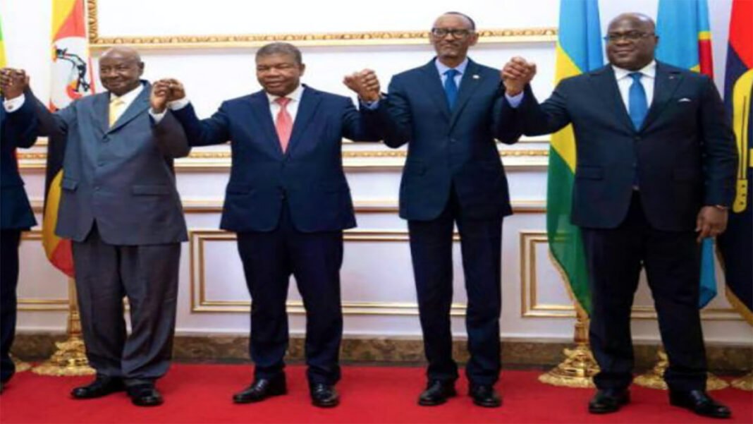Face à face Tshisekedi – Kagame – Museveni et Lourenço : Espoir de paix au Kivu en perspective! Face à face Tshisekedi – Kagame – Museveni et Lourenço : Espoir de paix au Kivu en perspective!