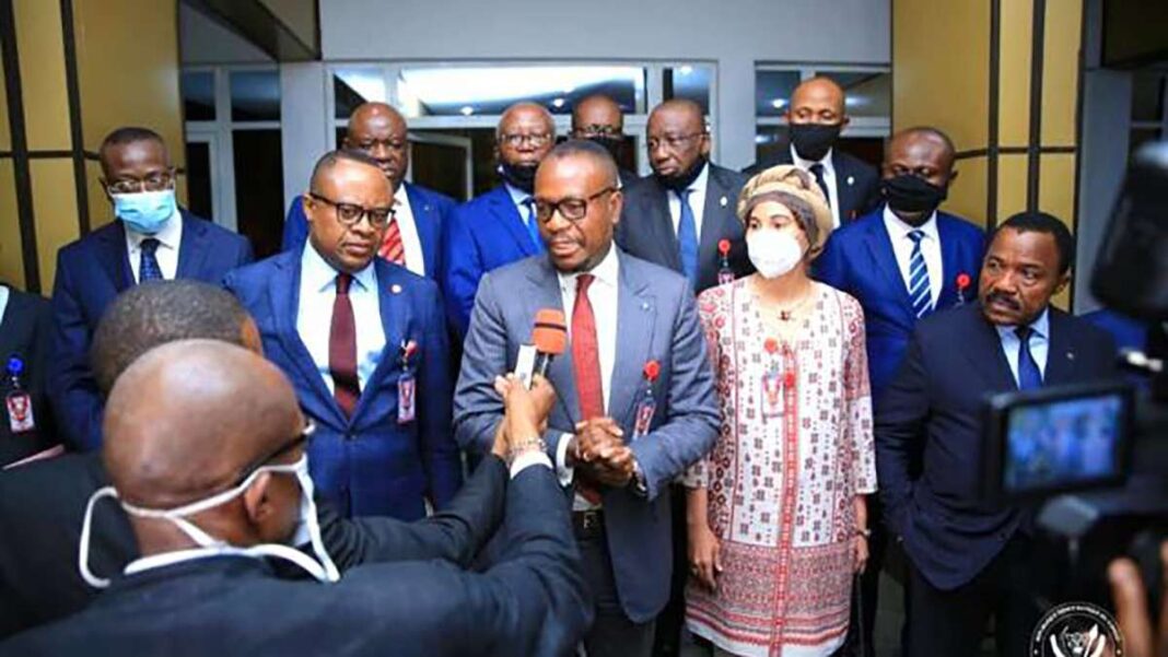 Réformes électorales : le G13 transforme ses conclusions en une proposition de loi Réformes électorales : le G13 transforme ses conclusions en une proposition de loi