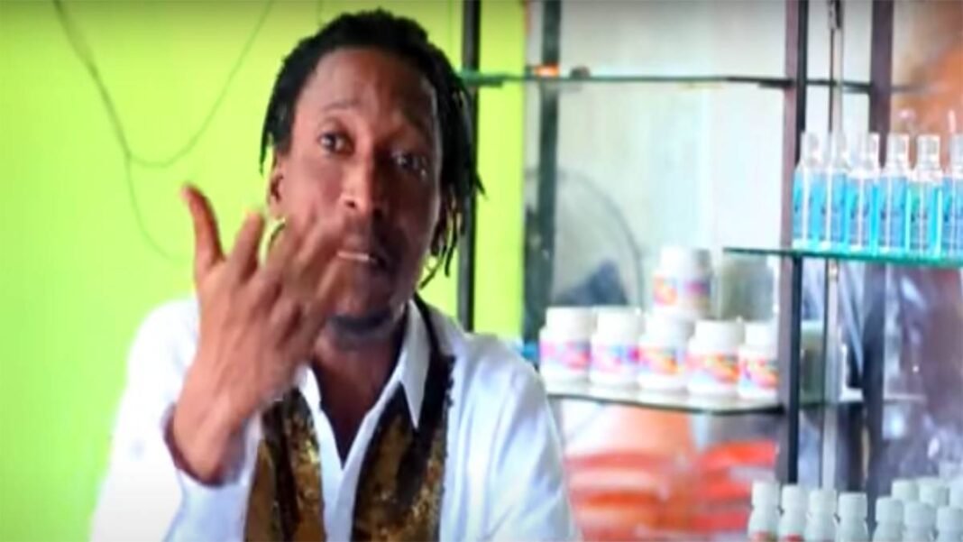 Tokomi Wapi : Calandre, Esobe pe alobi