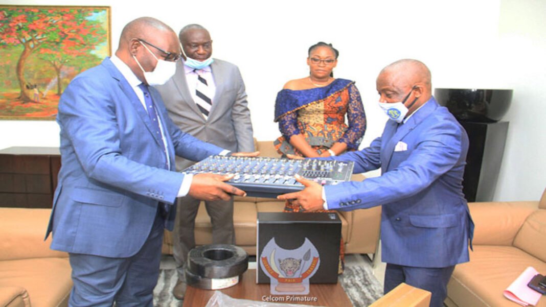 Le premier ministre Ilunga dote la RTNC3 d’équipements neufs