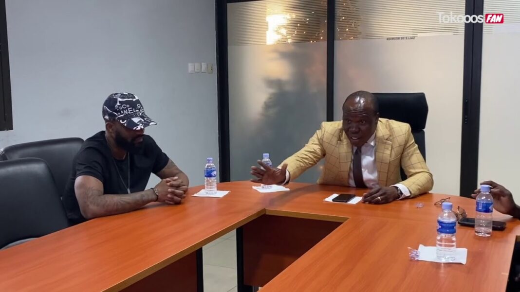 Rencontre entre Fally Ipupa et Asalfo du groupe Magic System Rencontre entre Fally Ipupa et Asalfo du groupe Magic System
