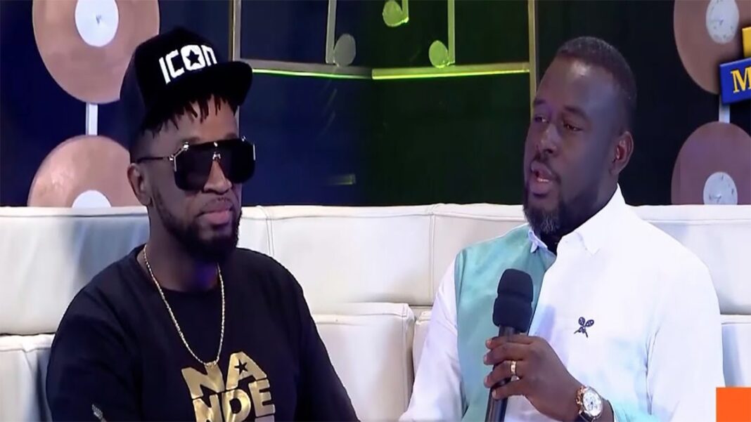 B-one Music : Alesh face à Papy Mboma B-one Music : Alesh face à Papy Mboma