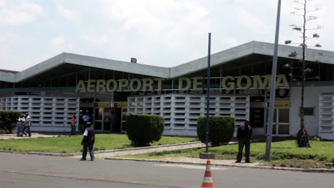 Éruption volcanique : Chérubin Okende ordonne la fermeture momentanée des aéroports de Goma et Kavumu