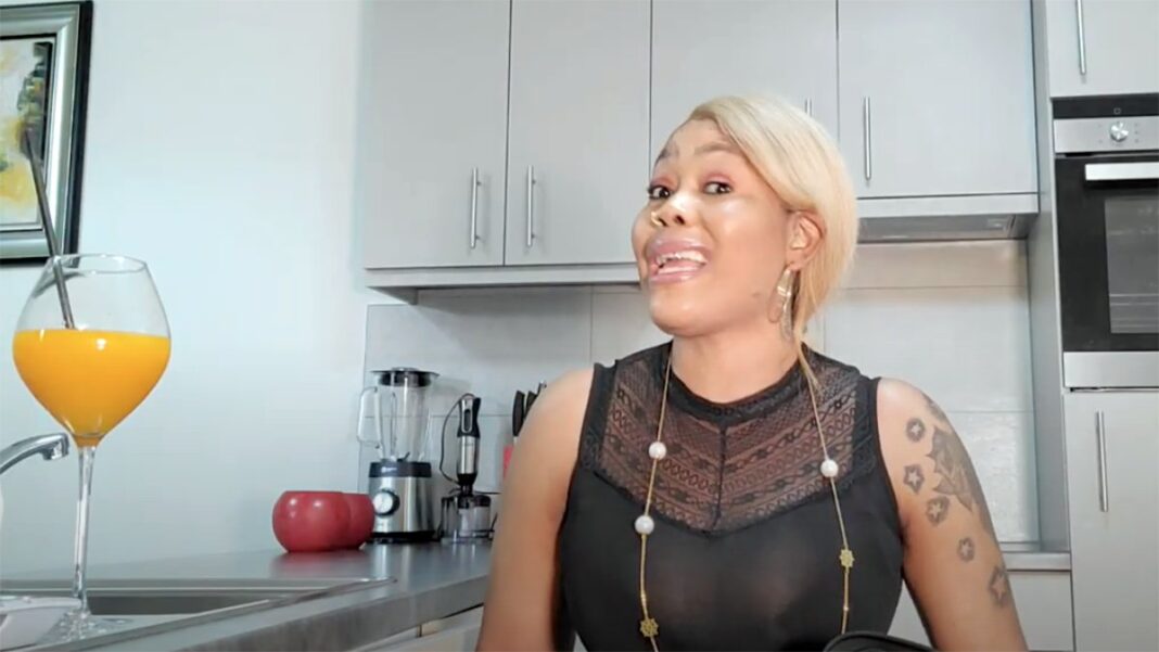 Affaire Fally Ipupa et Koffi Olomide : Carine Mokonzi répond à la sœur de Koffi Olomide Affaire Fally Ipupa et Koffi Olomide : Carine Mokonzi répond à la sœur de Koffi Olomide