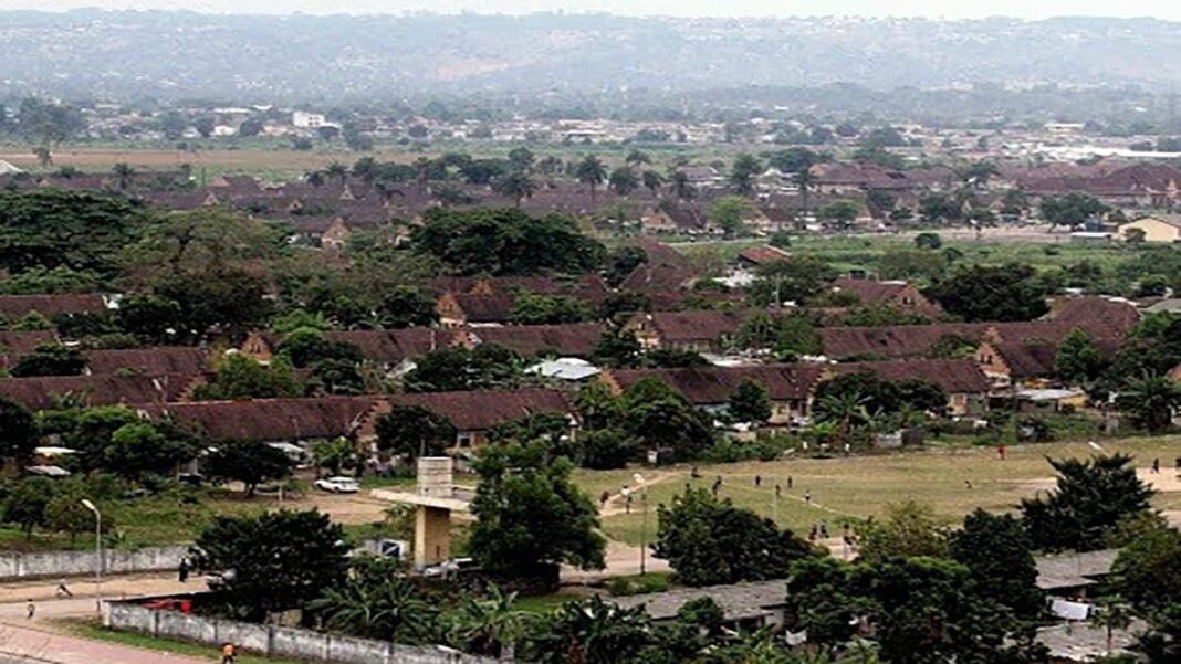 Bouclage du Camp Kokolo: les jeunes arrêtés non inciviques vivent un calvaire au cachot du camp PM. Leurs parents s’inquiètent!